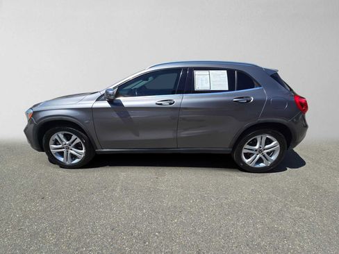 Used 2020 Mercedes-Benz GLA 250 4MATIC image 6