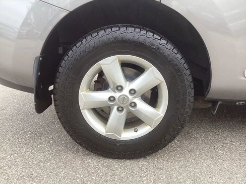 Used 2013 Nissan Rogue S w/ Special Edition Pkg AWD/4WD image 28
