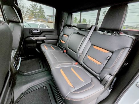 Used 2022 GMC Sierra 3500 AT4 w/ AT4 Preferred Package image 32