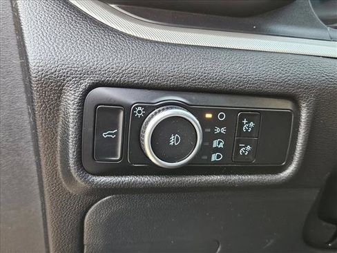 Used 2023 Ford Explorer XLT w/ Equipment Group 202A RWD image 20