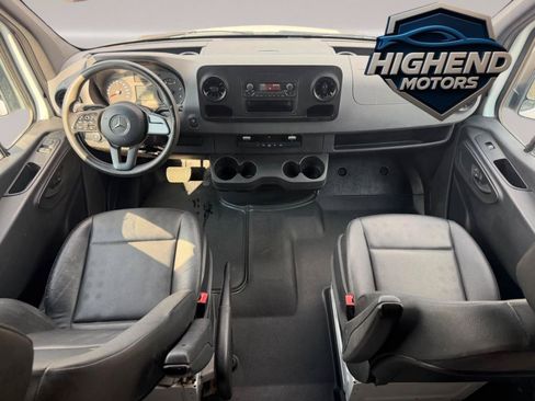 Used 2020 Mercedes-Benz Sprinter 2500 w/ Driver Convenience Package image 16