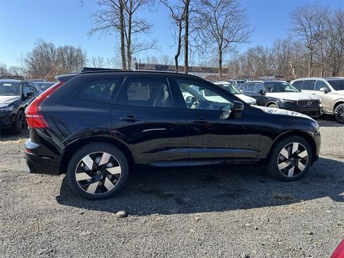 New 2025 Volvo XC60 T8 Plus w/ Protection Package Premier image 9