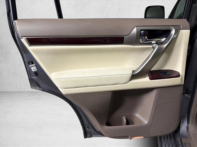 Used 2015 Lexus GX 460 w/ Premium Package AWD/4WD image 24