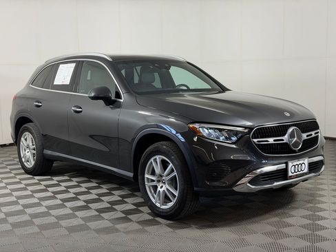 Used 2023 Mercedes-Benz GLC 300 4MATIC image 7