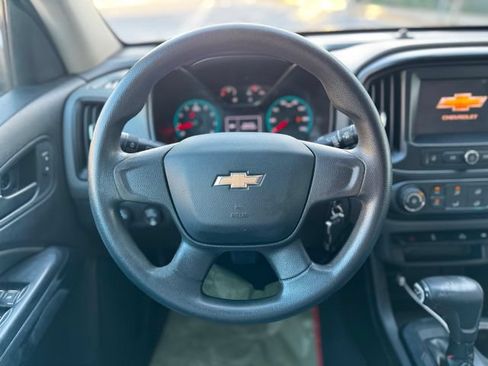 Used 2021 Chevrolet Colorado W/T AWD/4WD image 39