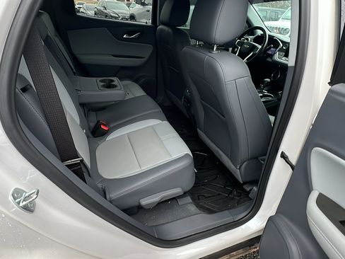 Used 2022 Chevrolet Blazer LT w/ Sound & Technology Package image 22