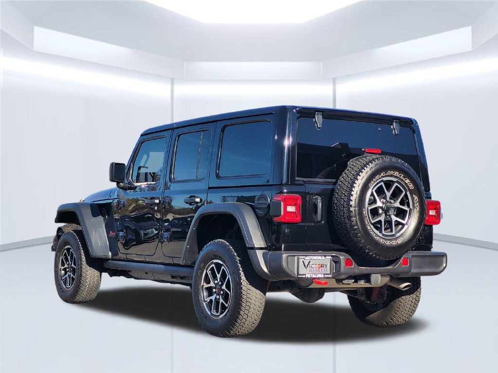 Used 2024 Jeep Wrangler Unlimited Rubicon AWD/4WD image 6