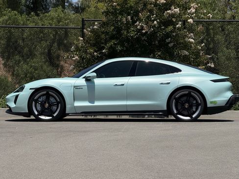 Certified 2023 Porsche Taycan GTS AWD/4WD image 2
