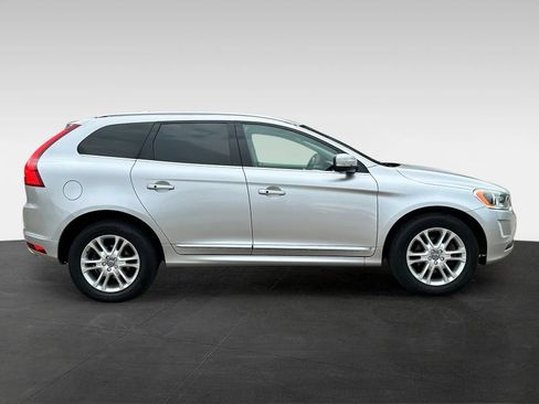 Used 2016 Volvo XC60 T5 Premier w/ Protection Package AWD/4WD image 8