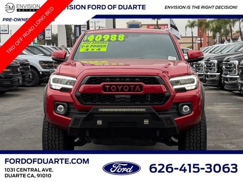Used 2022 Toyota Tacoma TRD Off-Road image 3