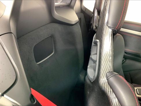 Certified 2021 Porsche 718 Boxster Spyder RWD image 19