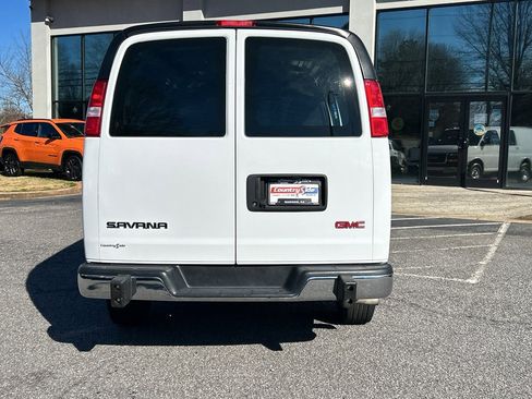 Used 2024 GMC Savana 2500 w/ Driver Convenience Package image 8