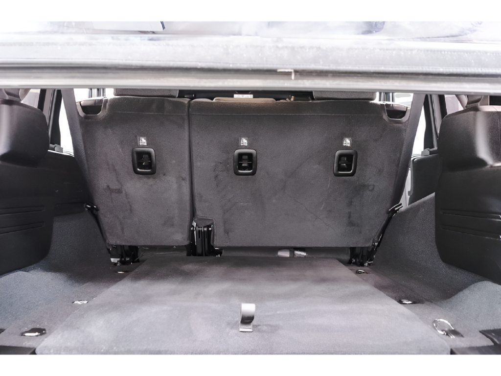 Used 2024 Jeep Wrangler Unlimited Sport AWD/4WD image 34