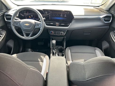 Used 2026 Chevrolet TrailBlazer LT FWD image 10