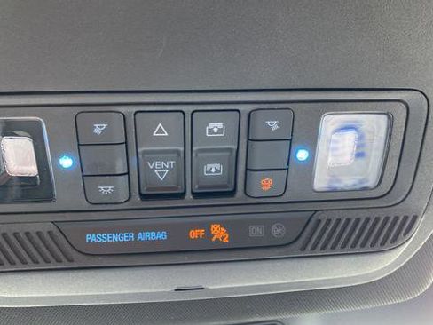 Used 2020 Ford Explorer Platinum w/ Premium Technology Package AWD/4WD image 33