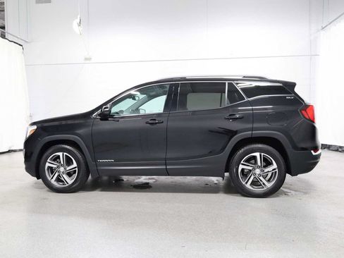 Used 2021 GMC Terrain SLT w/ Infotainment Package II AWD/4WD image 2