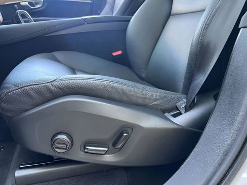 Used 2024 Volvo XC90 B5 Plus image 12