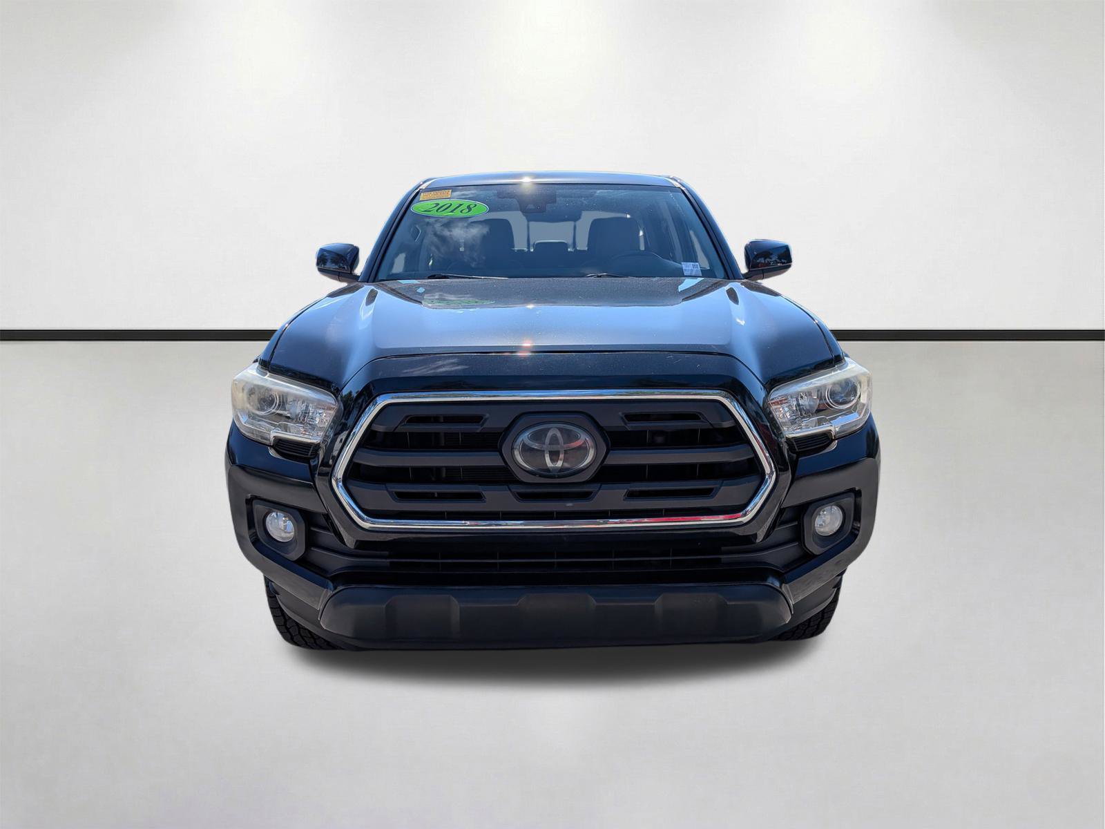 Used 2018 Toyota Tacoma SR5 RWD image 9