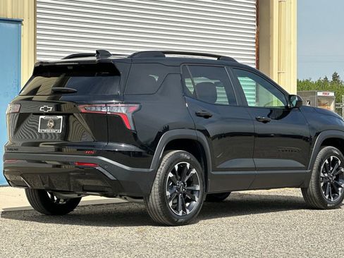 New 2026 Chevrolet Equinox RS w/ Convenience Package III FWD image 6
