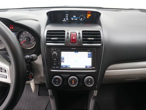 Used 2015 Subaru Forester 2.5i Limited w/ Popular Package #2 AWD/4WD image 19