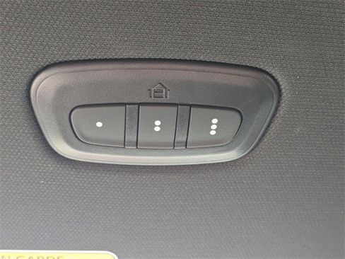 Used 2023 RAM 1500 Laramie image 29