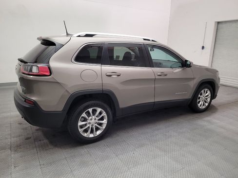 Used 2019 Jeep Cherokee Latitude w/ Popular Appearance Group FWD image 10