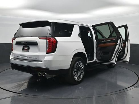 Used 2023 GMC Yukon Denali Ultimate image 33