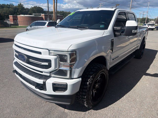 Used 2022 Ford F250 Lariat w/ Lariat Ultimate Package AWD/4WD image 3