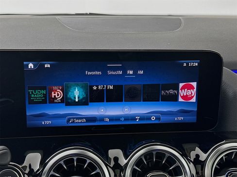 New 2026 Mercedes-Benz GLA 35 AMG 4MATIC image 16