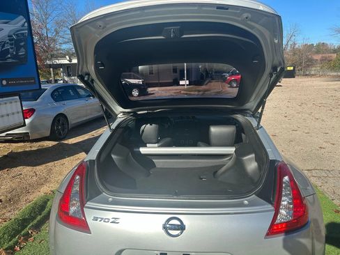 Used 2013 Nissan 370Z Touring w/ Sport Pkg image 8