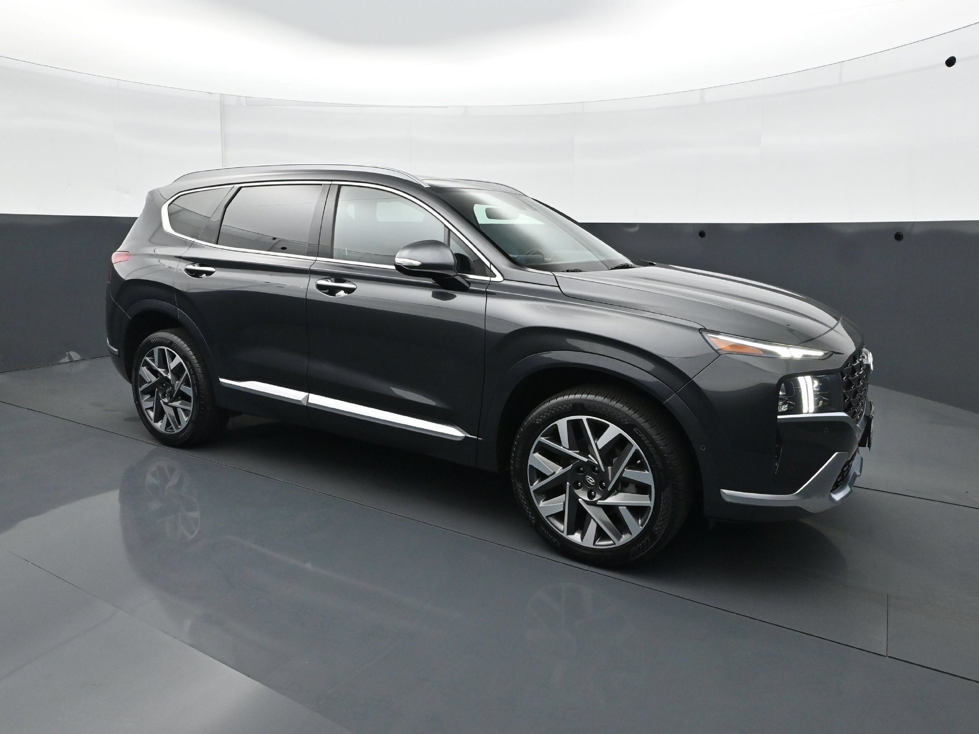 Used 2022 Hyundai Santa Fe Calligraphy AWD/4WD image 9