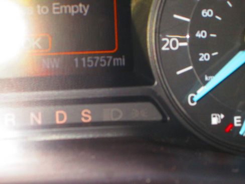 Used 2017 Ford Explorer 4WD image 14