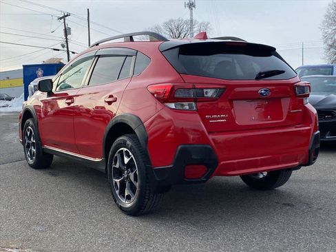 Used 2020 Subaru Crosstrek 2.0i Premium image 3