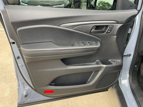 Used 2022 Honda Passport TrailSport image 23