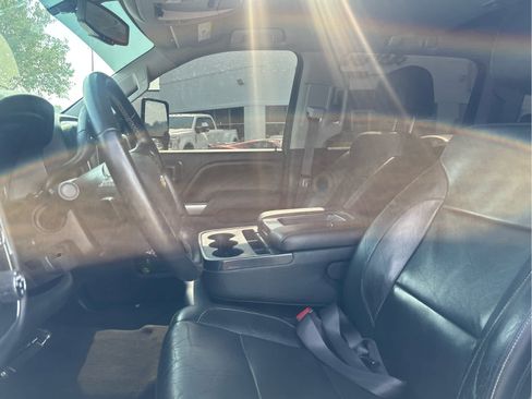 Used 2017 Chevrolet Silverado 1500 LT w/ Texas Edition AWD/4WD image 9