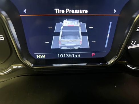 Used 2022 GMC Sierra 2500 AT4 w/ AT4 Premium Plus Package image 9