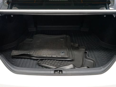 Used 2019 Toyota Camry SE FWD image 46