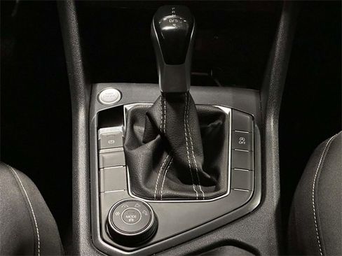 Used 2022 Volkswagen Tiguan S image 20