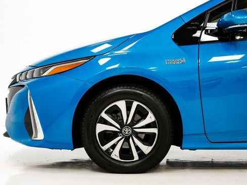 Used 2018 Toyota Prius Prime Premium image 24