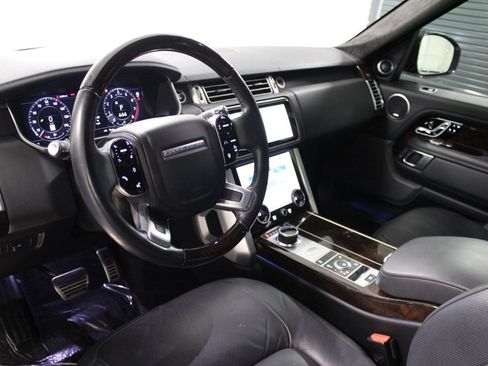 Used 2021 Land Rover Range Rover Westminster Edition image 4