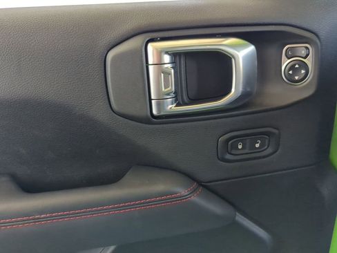 Used 2026 Jeep Wrangler Unlimited Rubicon AWD/4WD image 42