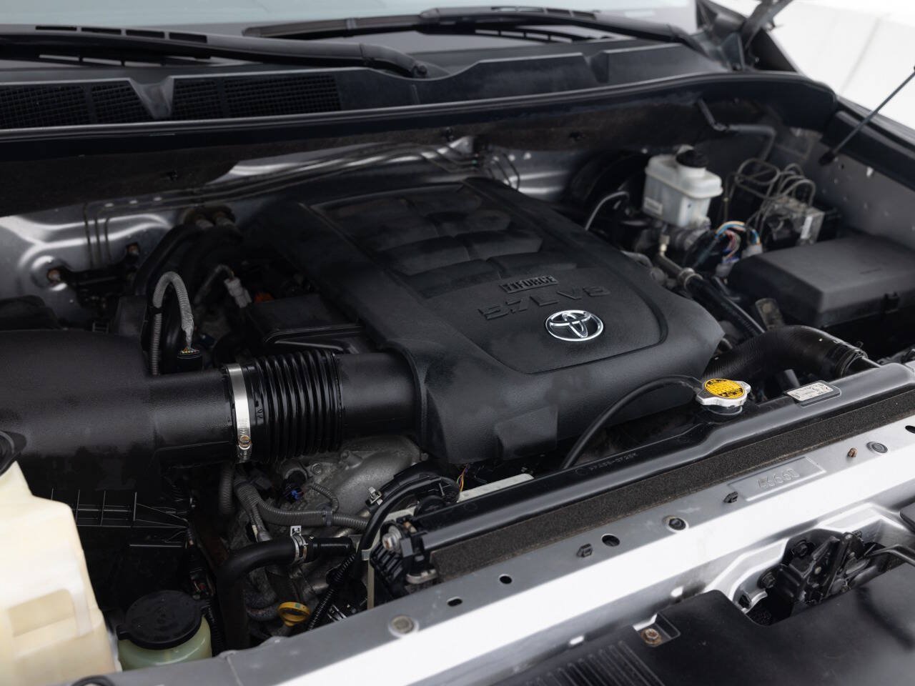 Used 2015 Toyota Tundra SR5 w/ SR5 Upgrade Package RWD image 43