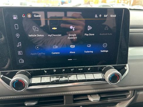 New 2025 Chevrolet Colorado LT w/ LT Convenience Package image 12