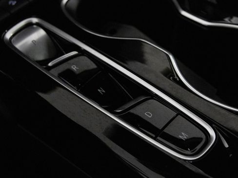 Certified 2023 Buick Envision Essence w/ Sport Touring Package image 26