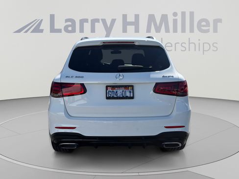 Used 2021 Mercedes-Benz GLC 300 4MATIC image 4