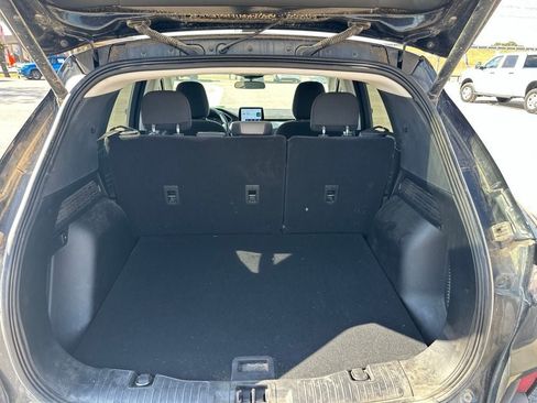 Used 2021 Ford Escape SE w/ Convenience Package FWD image 6