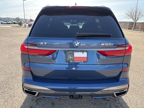 Used 2022 BMW X7 M50i image 5