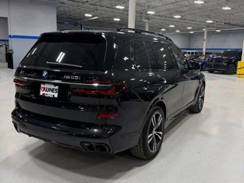 Used 2023 BMW X7 M60i image 17