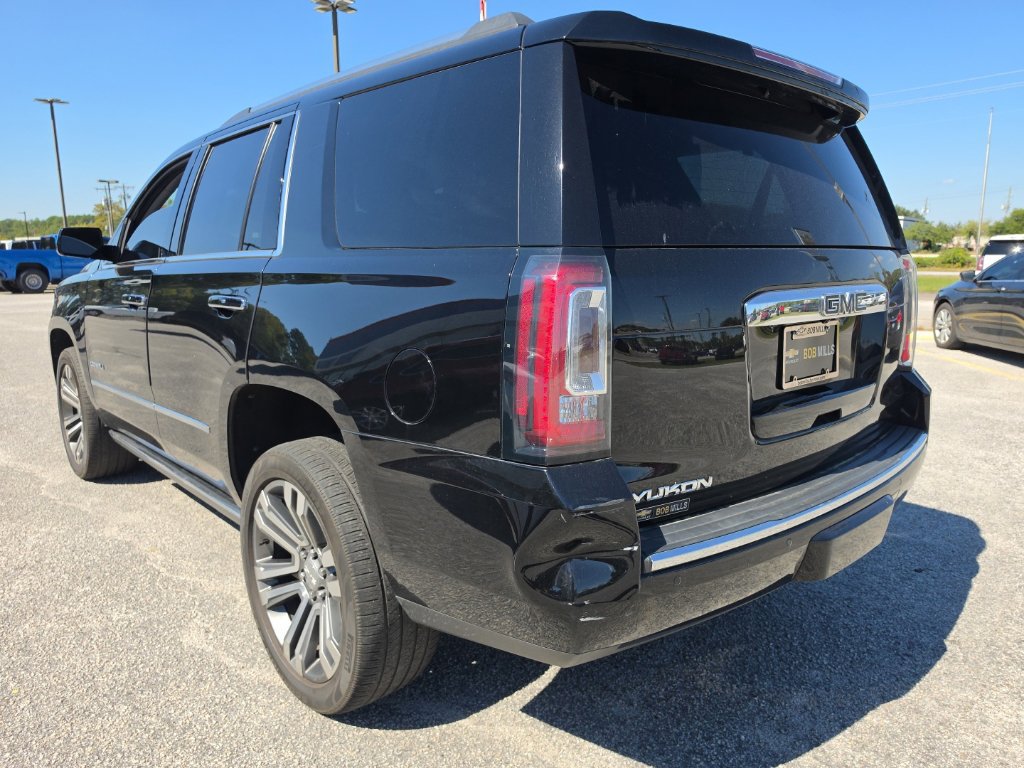 Used 2019 GMC Yukon Denali w/ Denali Ultimate Package RWD image 3