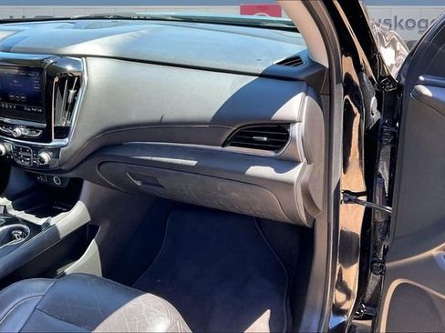 Used 2020 Chevrolet Traverse Premier FWD image 26